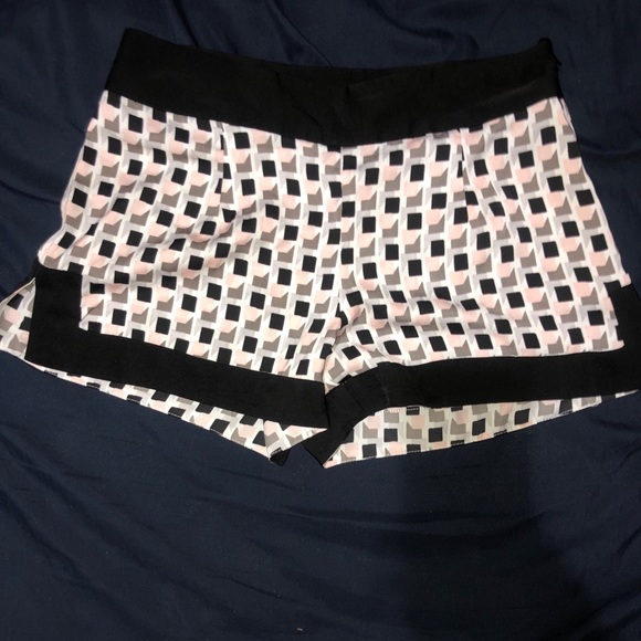 Victoria's Secret Pants - Victoria's Secret Short